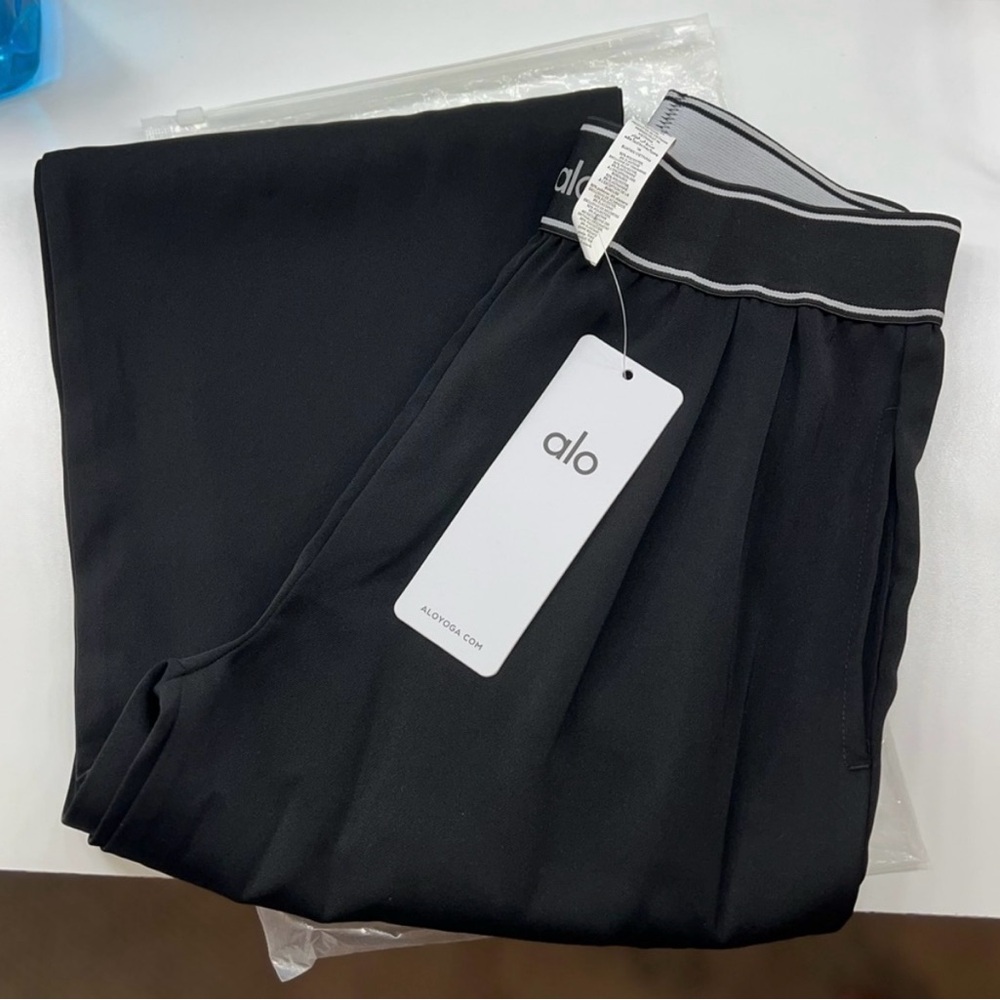 ALO Yoga suit up trousers